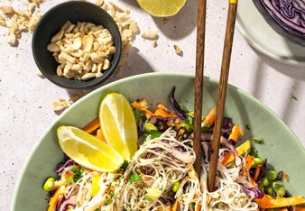 Asiatischer Glasnudelsalat | © SONNENTOR