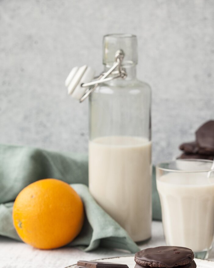 Selbstgemachte Hafermilch mit Vanilleöl - SONNENTOR.com